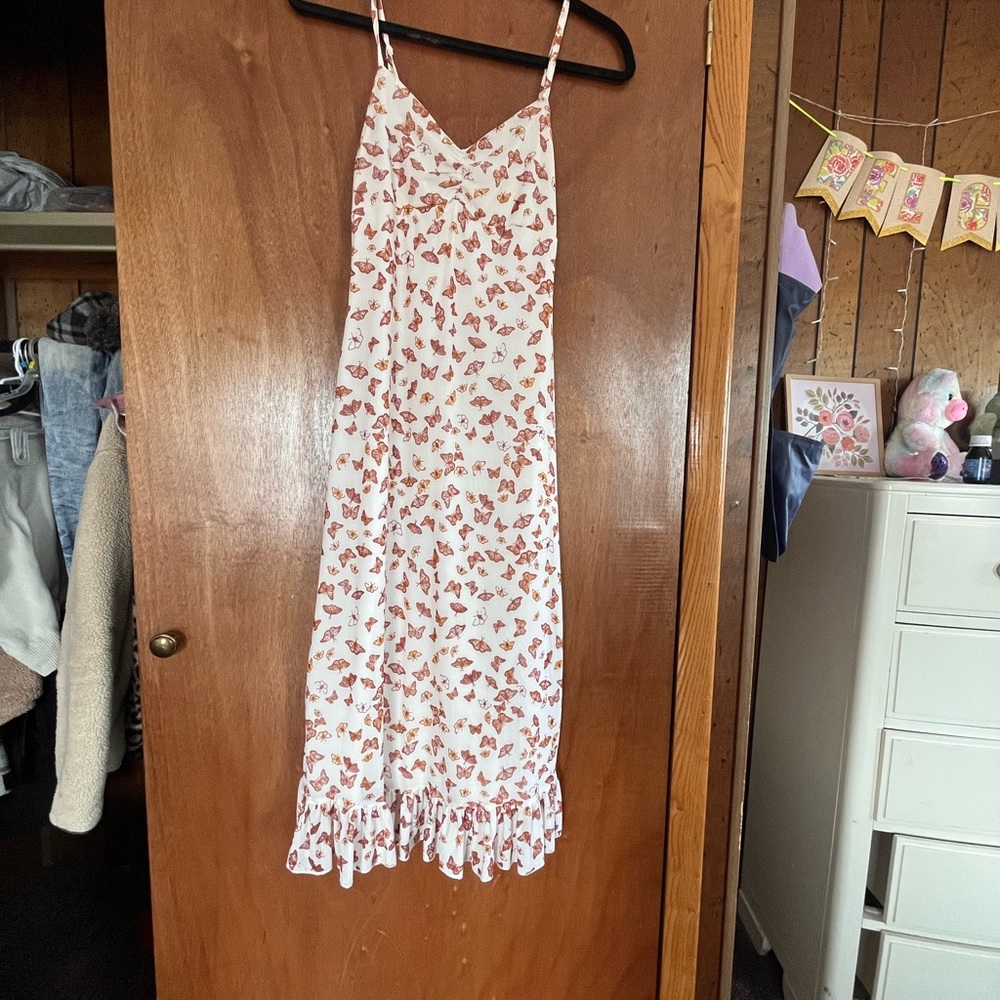 Hollister White and Red Floral Maxi Dress